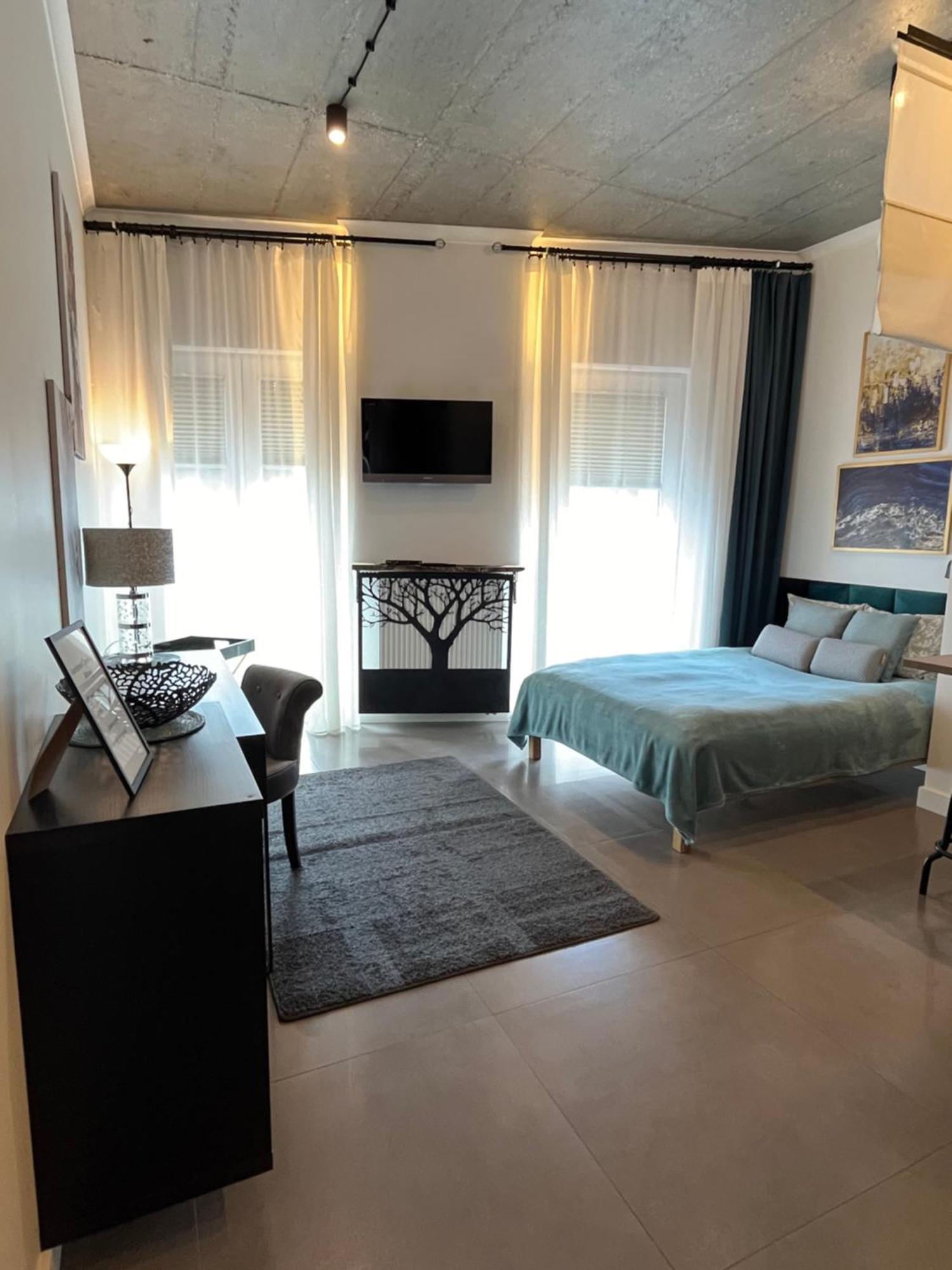Apartament Na Czechowskiej Люблин Экстерьер фото